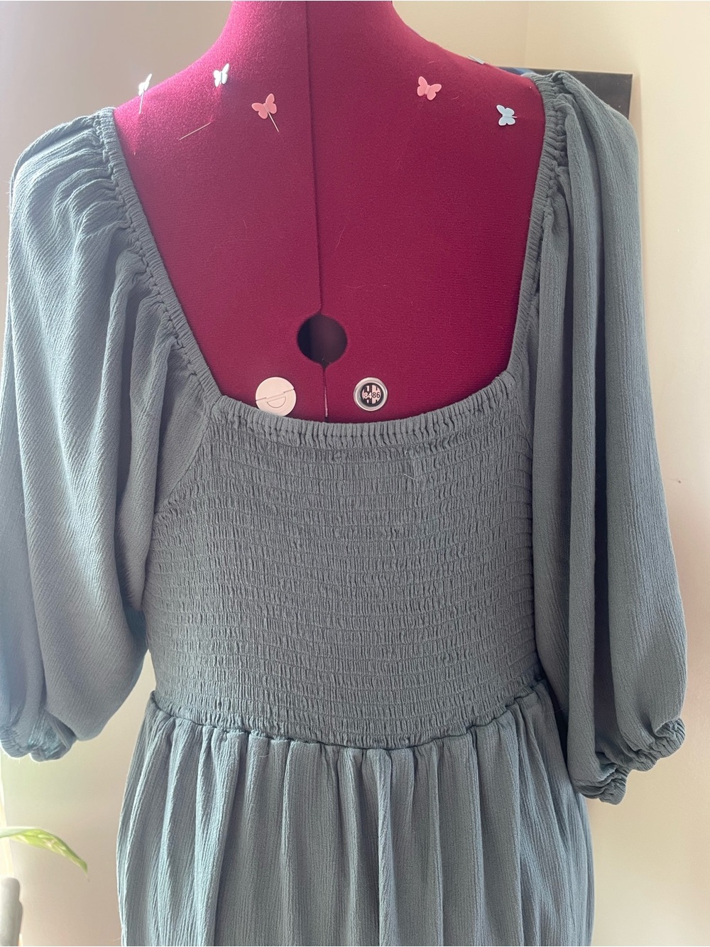 Boho peasant V-Neck Puff Sleeve Maxi Dress in Sage Green - Picture 4 of 7